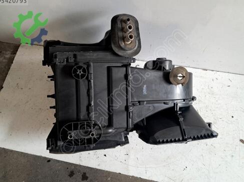 Ford Focus Kalorifer Kutusu çıkma parça