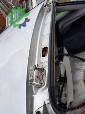 Ford Focus Bagaj Menteşesi çıkma parça