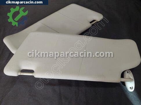 Ford Focus Güneşlik çıkma parça