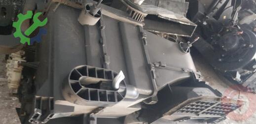 Ford Focus Kalorifer Kutusu çıkma parça