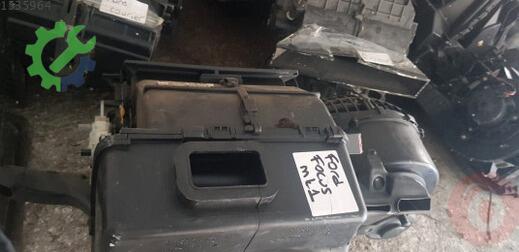 Ford Focus Kalorifer Motoru çıkma parça
