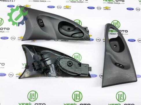 Ford Focus Kapı Döşemesi YA4T14529AA çıkma parça
