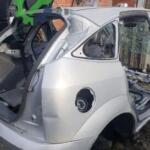 FORD FOCUS MK1 SAĞ ARKA ÇAMURLUK ORJİNAL ÇIKMA