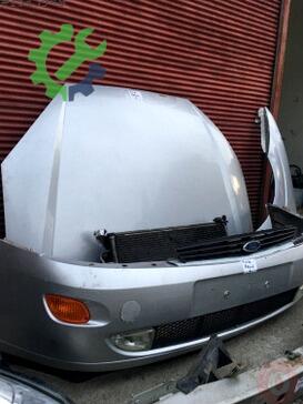 Ford Focus Sol Ön Far çıkma parça