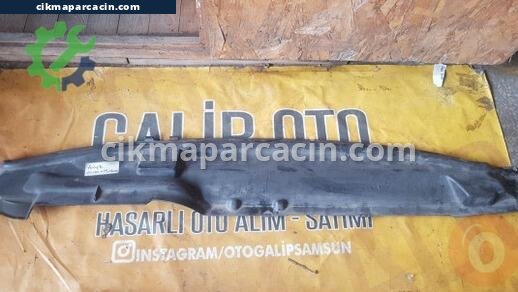 Ford Focus Ön Cam Izgarası çıkma parça