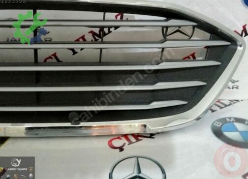 Ford Focus Ön Panjur çıkma parça