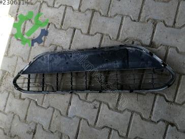 Ford Focus Ön Panjur çıkma parça