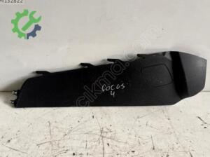FORD FOCUS ORTA KONSOL SAĞ TRİM