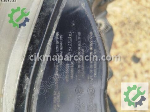 Ford Focus Sağ Ön Far çıkma parça