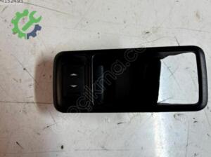 FORD FOCUS SAĞ İÇ AÇMA KOL ÇERÇEVE VE CAM DÜĞMESİ