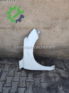 Ford Focus Sağ Ön Çamurluk çıkma parça