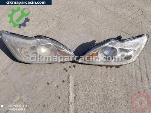 Ford Focus Sağ Ön Far çıkma parça