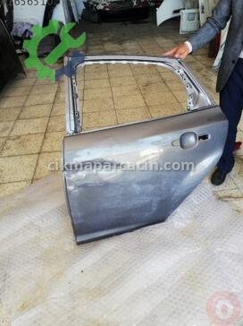 Ford Focus Sol Arka Kapı çıkma parça