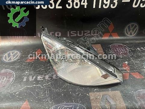 Ford Focus Sol Ön Far çıkma parça