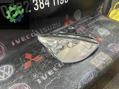 Ford Focus Sol Ön Far çıkma parça