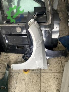 Ford Focus Sol Ön Çamurluk çıkma parça