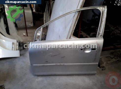 Ford Focus Sol Ön Kapı çıkma parça