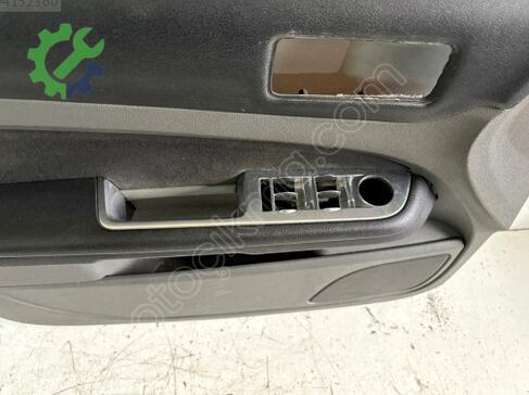 Ford Focus Kapı Döşemesi çıkma parça