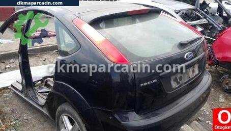 Ford Focus Arka Tavan Çıtası çıkma parça