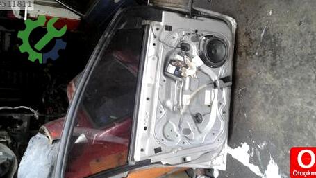 Ford Focus Sol Ön Kapı çıkma parça