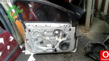 Ford Focus Sol Ön Kapı çıkma parça