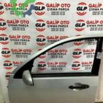 Ford Fovus MK1 Sol Ön Cam Krikosu Hatasız Orjinal Çıkma