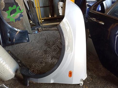 Ford Fusion Sol Ön Çamurluk çıkma parça