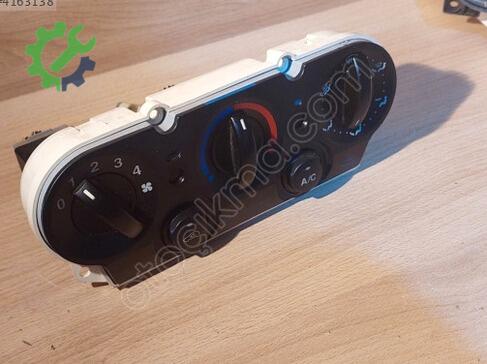 Ford Fusion Klima Kontrol Paneli çıkma parça