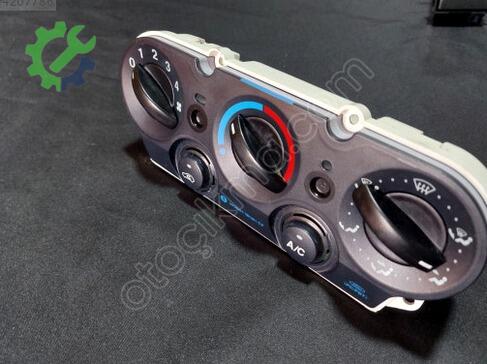 Ford Fusion Klima Kontrol Paneli çıkma parça