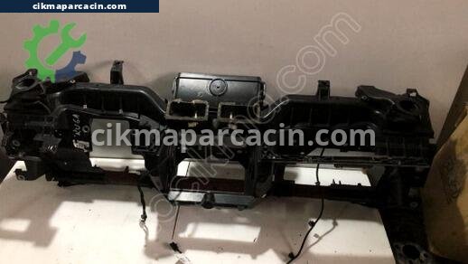 Ford Kuga Torpido çıkma parça