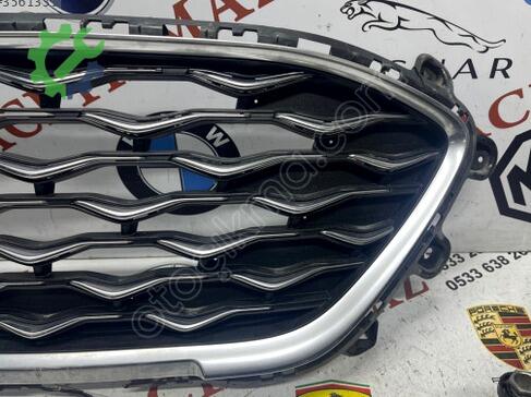 Ford Kuga Ön Panjur LV4B8200 çıkma parça