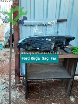 Ford Kuga Sağ Ön Far çıkma parça