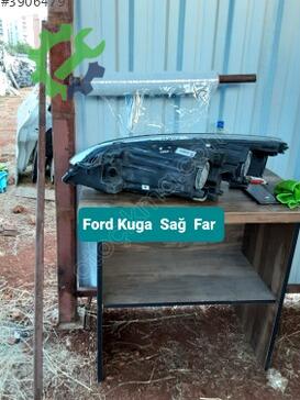 Ford Kuga Sağ Ön Far çıkma parça