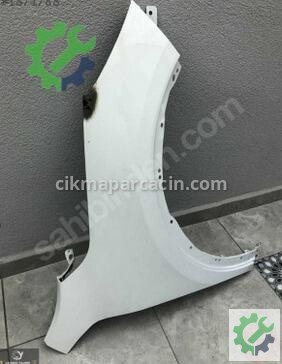 Ford Kuga Sağ Ön Çamurluk çıkma parça