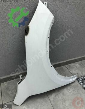 Ford Kuga Sağ Ön Çamurluk çıkma parça