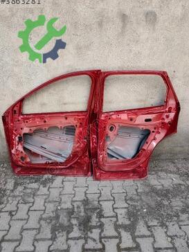 Ford Kuga Sağ Ön Kapı çıkma parça