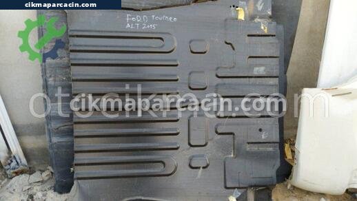 Ford Tourneo Courier Arka Bagaj çıkma parça