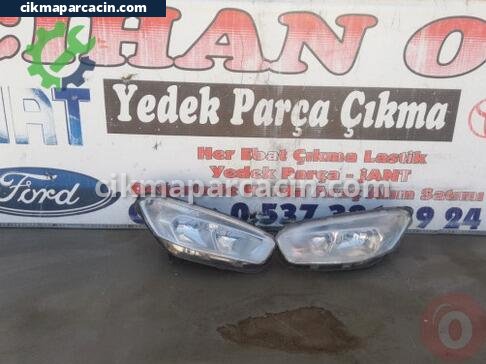 Ford Tourneo Courier Sağ Ön Far çıkma parça