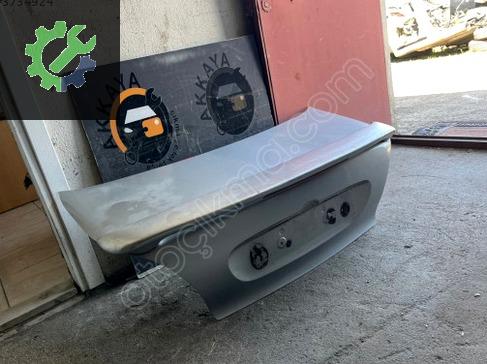 Ford Mondeo Bagaj Kapağı çıkma parça