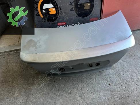 Ford Mondeo Bagaj Kapağı çıkma parça