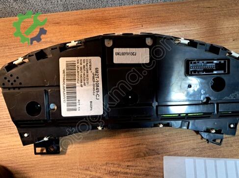 Ford Mondeo Gösterge Saati çıkma parça