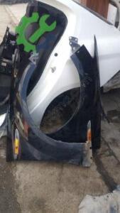 Ford Mondeo Orijinal Çıkma Sağ Çamurluk