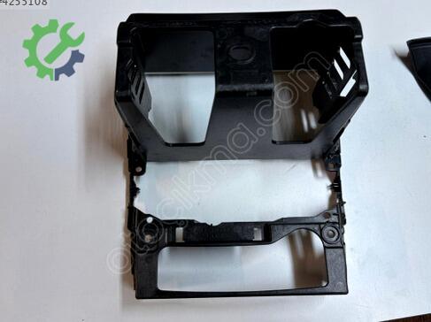 Ford Mondeo Torpido çıkma parça