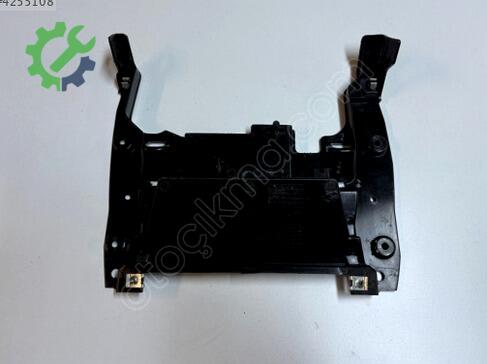 Ford Mondeo Torpido çıkma parça