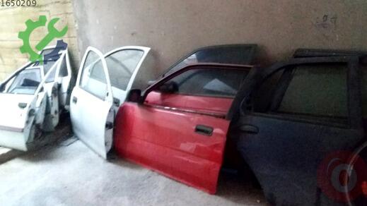 Ford Scorpio Sağ Arka Kapı çıkma parça