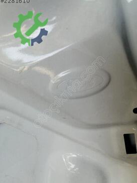 Ford Tourneo Courier Ön Kaput çıkma parça