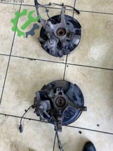 Ford Tourneo Courier Orijinal Çıkma Sağ Taşıyıcı