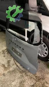 Ford tourneo bagaj kapağı