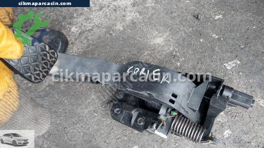 Ford Tourneo Courier Pedal çıkma parça