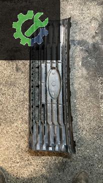 Ford Tourneo Courier Ön Panjur çıkma parça